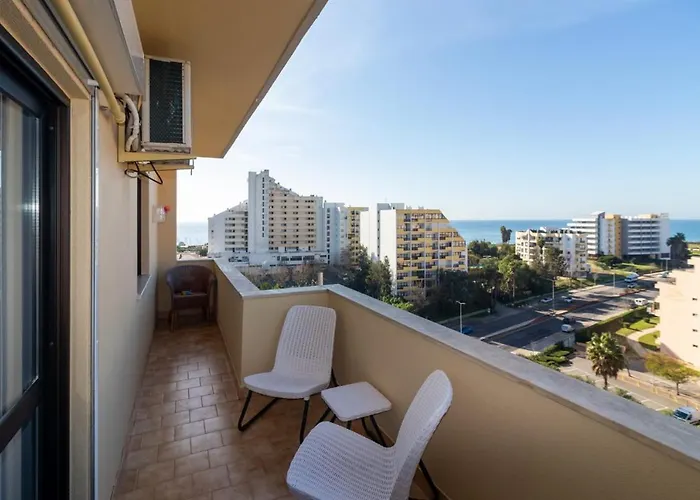 The Penthouse In Amarilis דירה